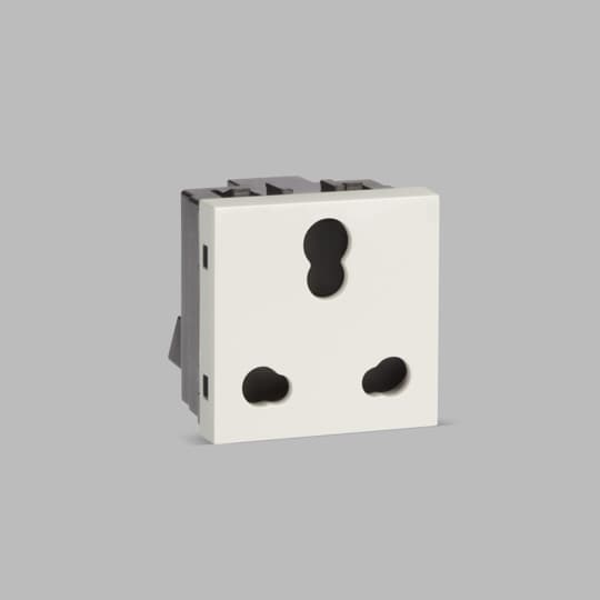 IIK20616 BL 6/16A Socket (White Colour)