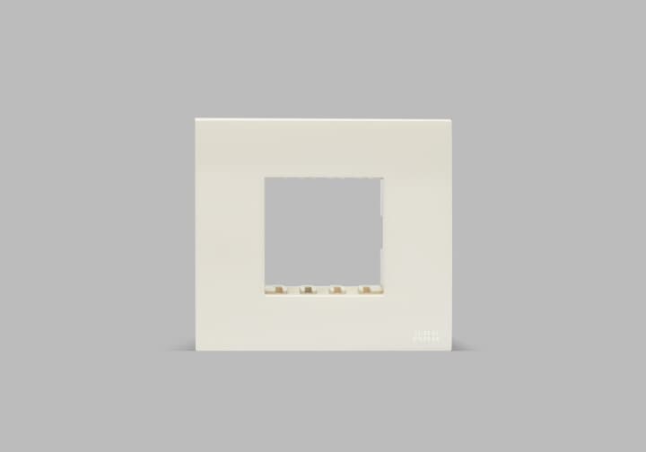 IIP0233 PL 2M Plate (Silver Colour)